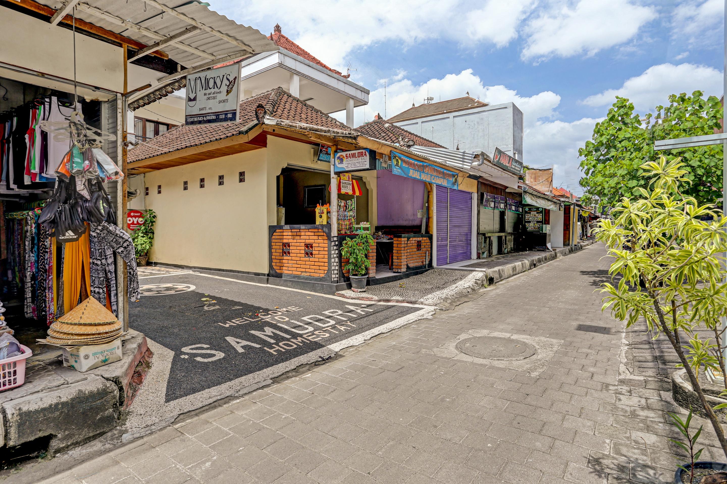Samudra Homestay Kuta Lombok Kültér fotó